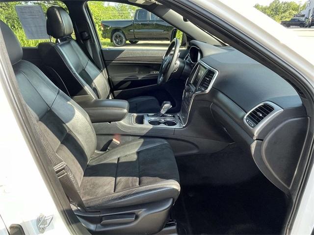 used 2017 Jeep Grand Cherokee car, priced at $16,229