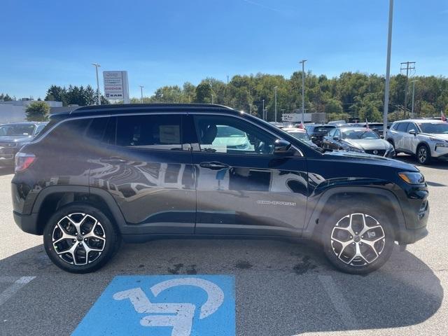 new 2025 Jeep Compass car, priced at $33,435