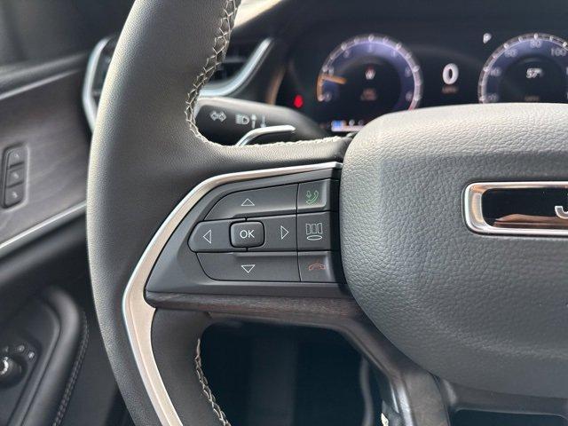 new 2025 Jeep Grand Cherokee car, priced at $50,898