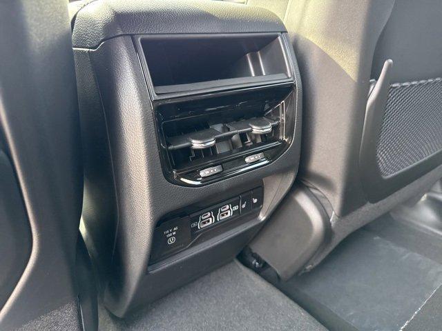 new 2025 Jeep Grand Cherokee car, priced at $50,898