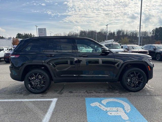 new 2025 Jeep Grand Cherokee car, priced at $50,898