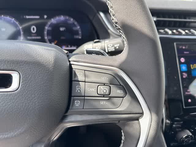 new 2025 Jeep Grand Cherokee car, priced at $43,053