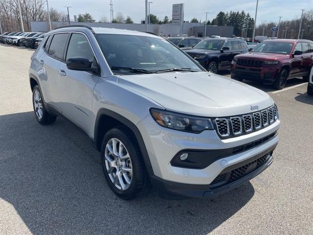 new 2024 Jeep Compass car, priced at $31,281