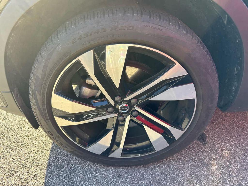 used 2024 Volvo XC40 car, priced at $33,459