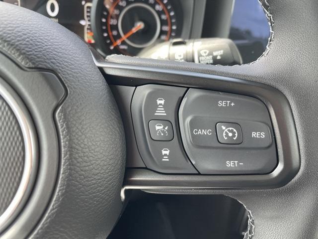 new 2025 Jeep Wrangler car, priced at $51,975