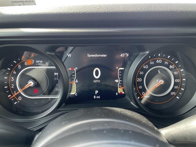 new 2025 Jeep Wrangler car, priced at $51,975