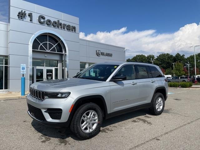 new 2025 Jeep Grand Cherokee car, priced at $40,425