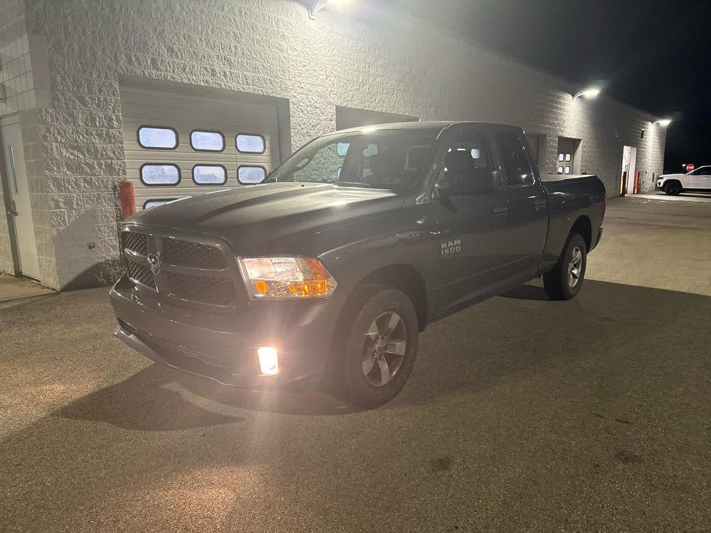 used 2019 Ram 1500 Classic car, priced at $23,727