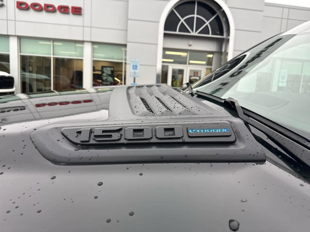 new 2025 Ram 1500 car, priced at $45,518