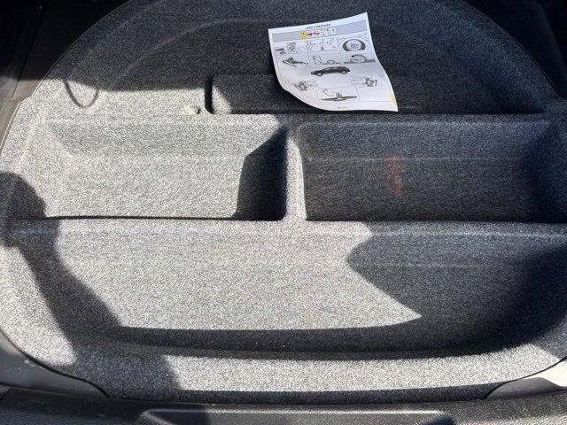 used 2015 Jeep Cherokee car, priced at $11,158