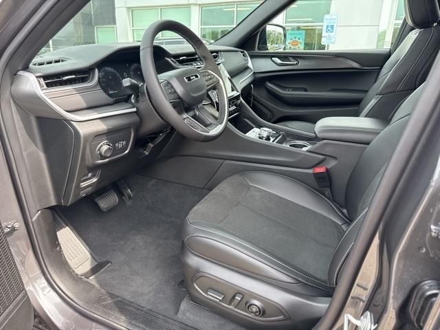 new 2025 Jeep Grand Cherokee L car, priced at $46,220