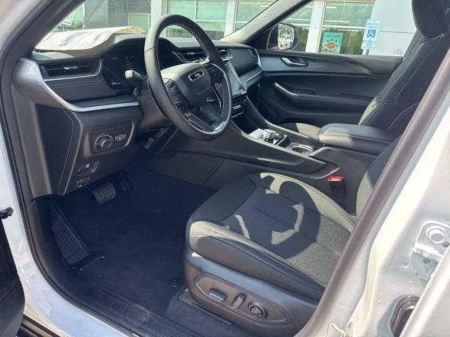 new 2025 Jeep Grand Cherokee L car, priced at $40,809