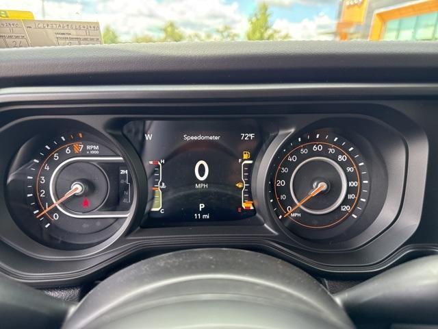 new 2025 Jeep Gladiator car, priced at $51,940
