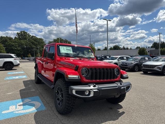 new 2025 Jeep Gladiator car, priced at $51,940