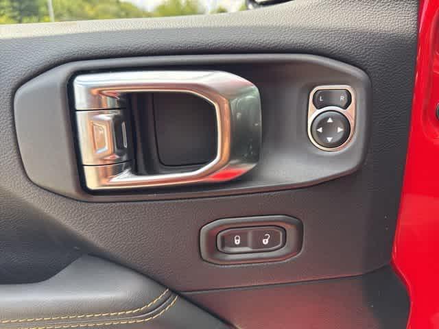 new 2025 Jeep Gladiator car, priced at $49,440