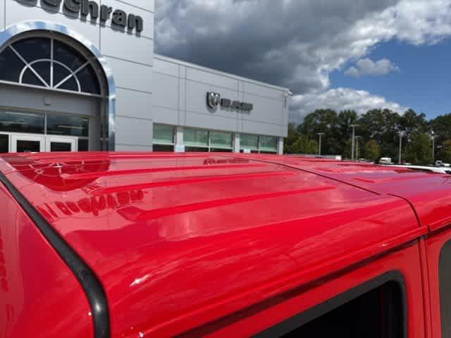 new 2025 Jeep Gladiator car, priced at $49,440