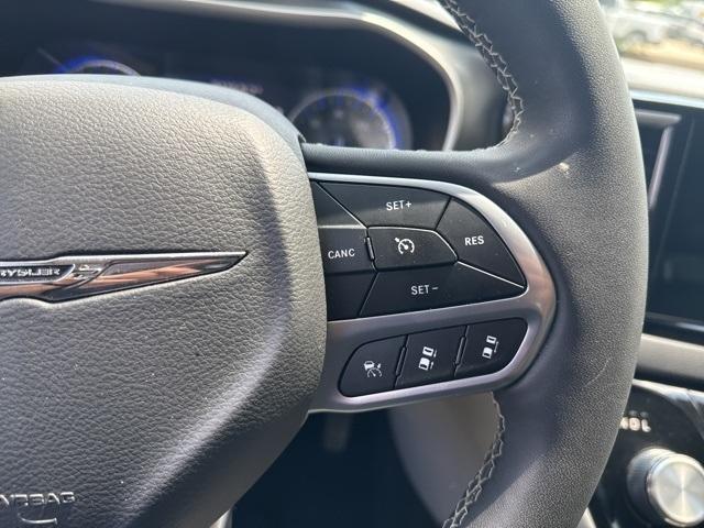 used 2023 Chrysler Pacifica car, priced at $25,671