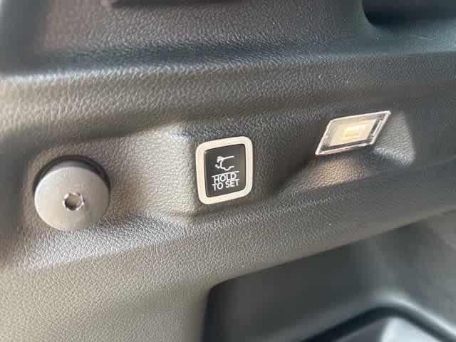 new 2025 Jeep Grand Cherokee L car, priced at $41,297