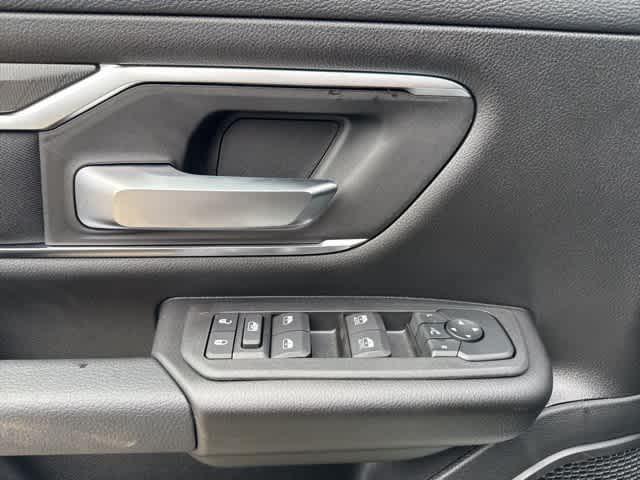 new 2025 Ram 1500 car, priced at $45,632