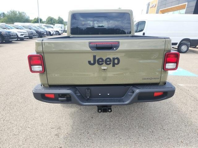 new 2025 Jeep Gladiator car, priced at $51,940