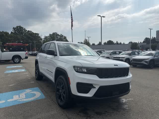 new 2025 Jeep Grand Cherokee car, priced at $41,730