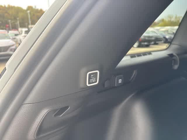 new 2025 Jeep Grand Cherokee car, priced at $41,730