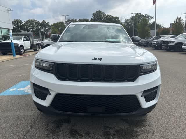 new 2025 Jeep Grand Cherokee car, priced at $41,730
