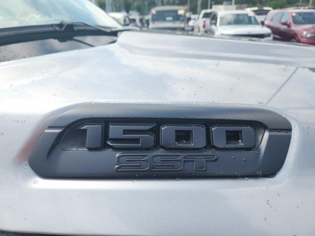 new 2025 Ram 1500 car, priced at $55,382