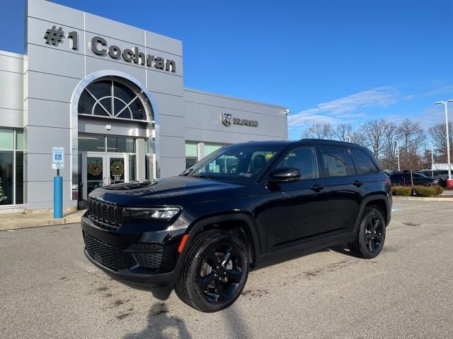 new 2025 Jeep Grand Cherokee car, priced at $46,670