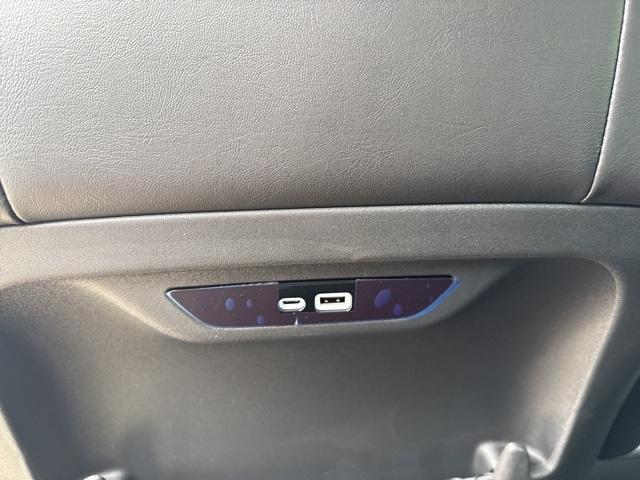 new 2025 Chrysler Pacifica car, priced at $52,385