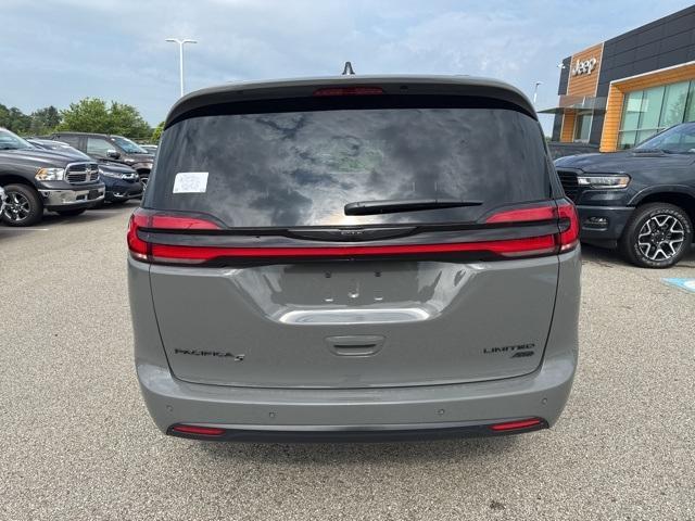 new 2025 Chrysler Pacifica car, priced at $52,385