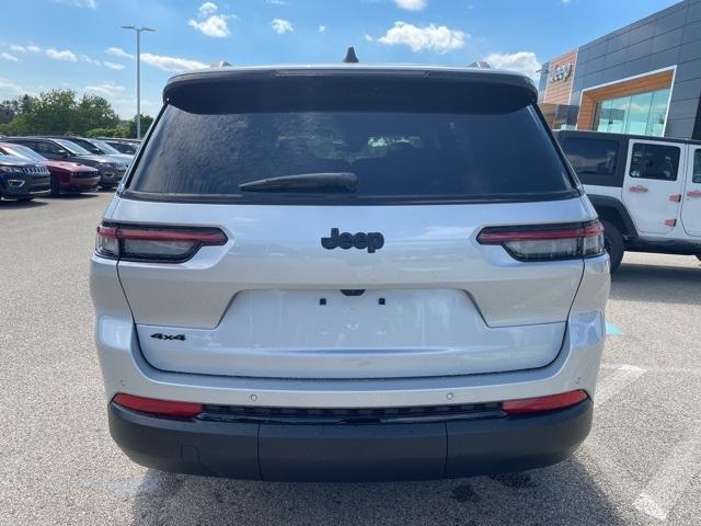 new 2024 Jeep Grand Cherokee L car, priced at $45,696