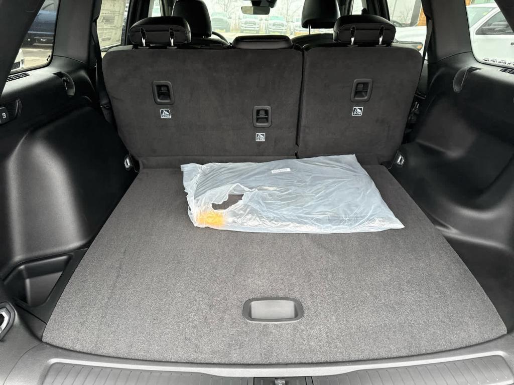 new 2025 Jeep Grand Cherokee car, priced at $42,683