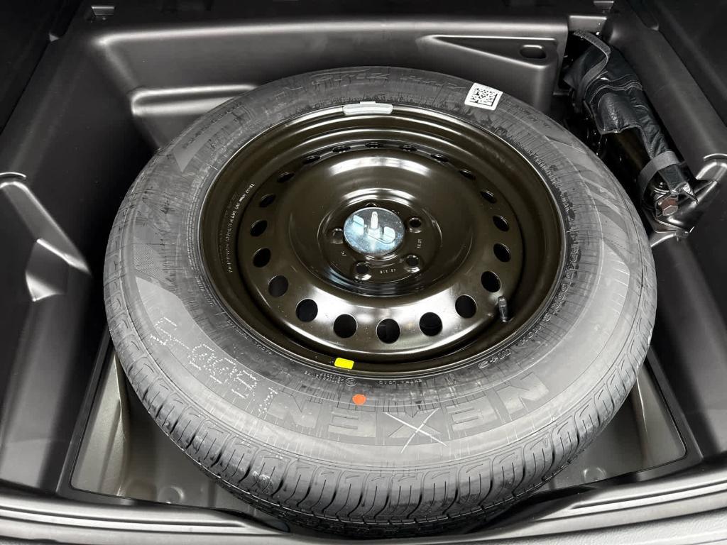 new 2025 Jeep Grand Cherokee car, priced at $42,683