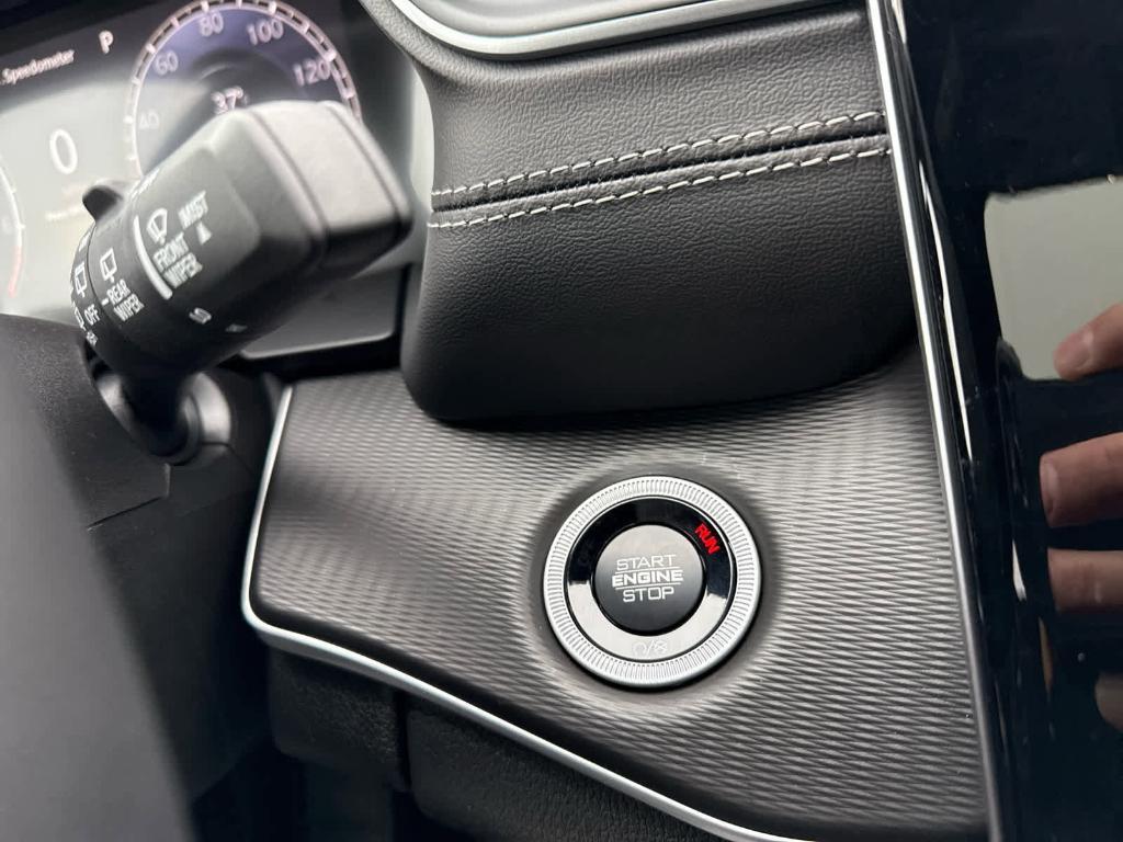 new 2025 Jeep Grand Cherokee car, priced at $42,683