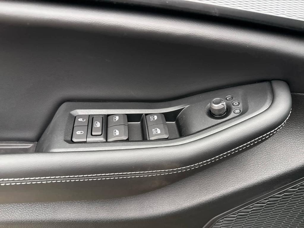 new 2025 Jeep Grand Cherokee car, priced at $42,683