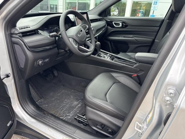 new 2025 Jeep Compass car, priced at $37,594