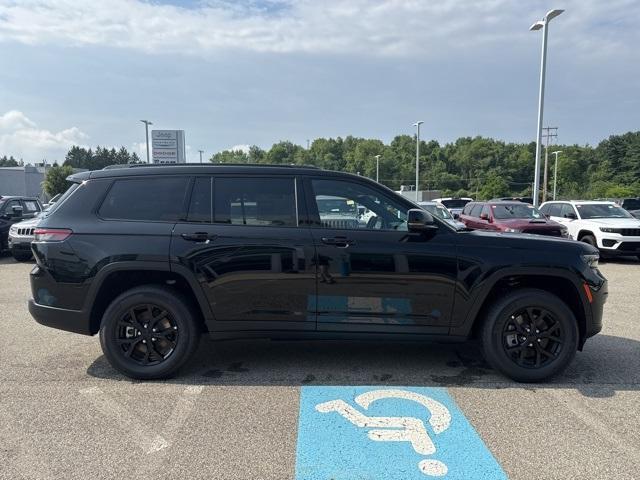 new 2025 Jeep Grand Cherokee L car, priced at $45,107