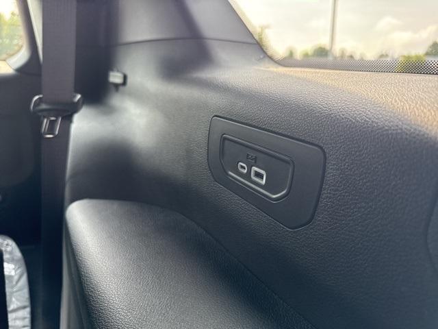 new 2025 Jeep Grand Cherokee L car, priced at $45,107