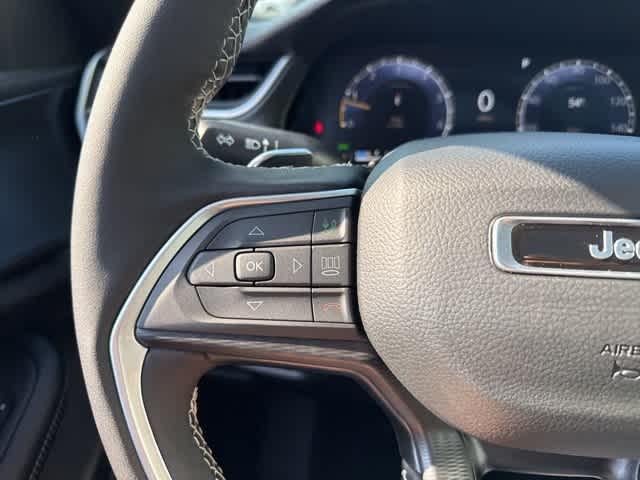 new 2025 Jeep Grand Cherokee car, priced at $42,683