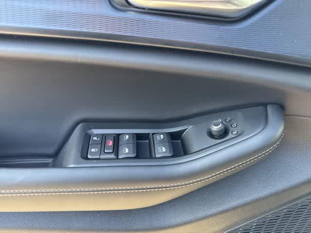 new 2025 Jeep Grand Cherokee car, priced at $42,683