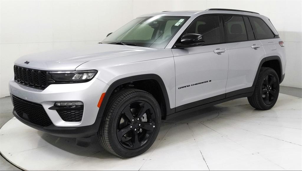 used 2024 Jeep Grand Cherokee car, priced at $58,410
