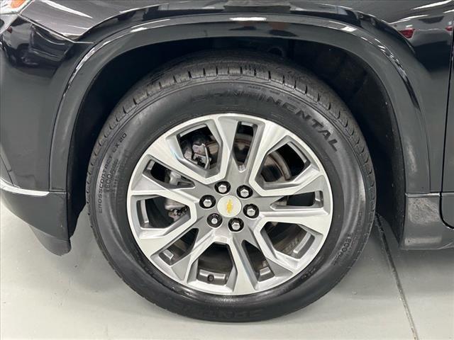 used 2021 Chevrolet Traverse car, priced at $31,900