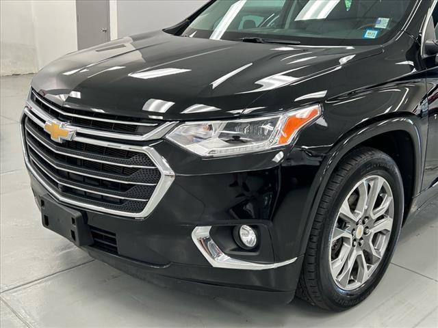 used 2021 Chevrolet Traverse car, priced at $31,900