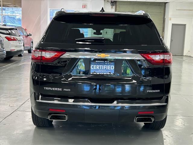 used 2021 Chevrolet Traverse car, priced at $31,900