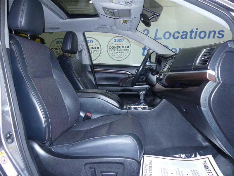 used 2015 Toyota Highlander car, priced at $18,250