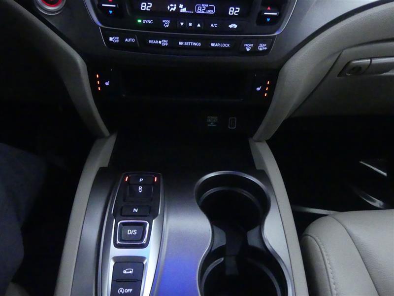 used 2022 Honda Pilot car, priced at $27,700