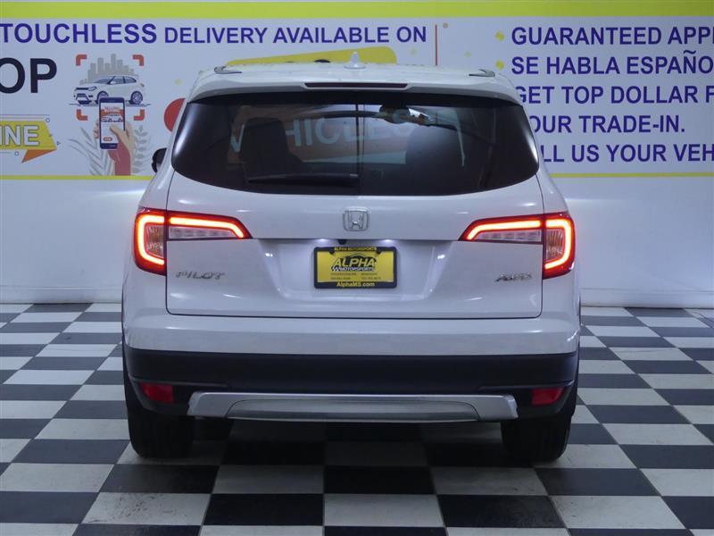 used 2022 Honda Pilot car, priced at $27,700