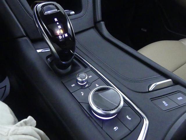 used 2021 Cadillac XT5 car, priced at $26,999