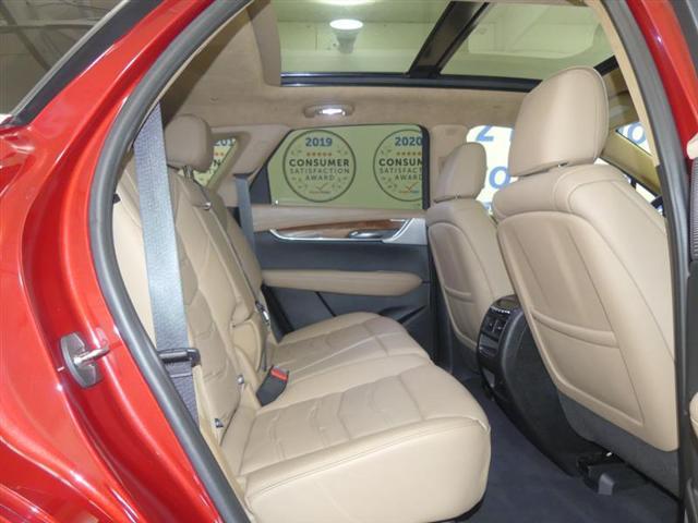 used 2021 Cadillac XT5 car, priced at $26,999